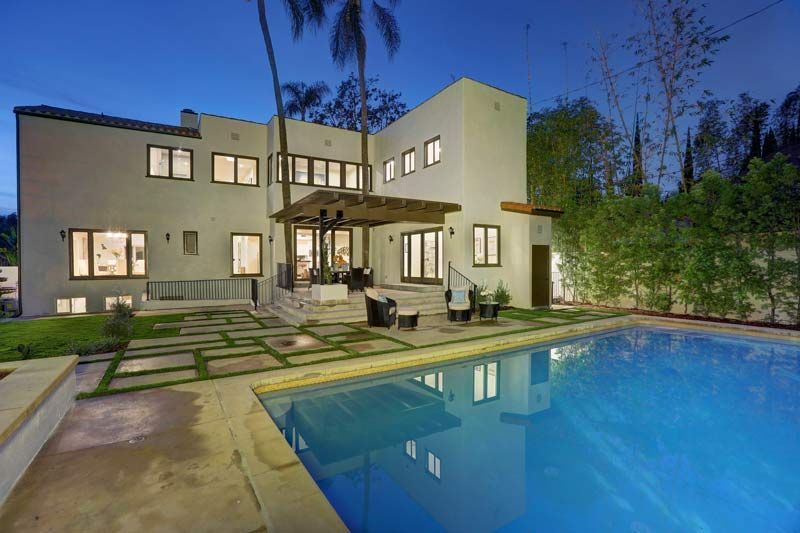 500 N.Cahuenga Blvd. Sale Price: $3,400,000