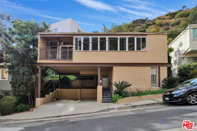 Mid-century tan house in Hollywood Hills